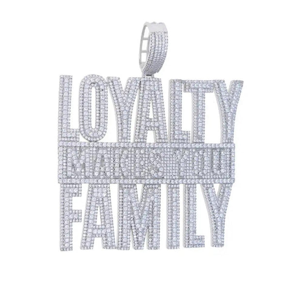 Pendente “LOYALTY MAKES YOU FAMILY”